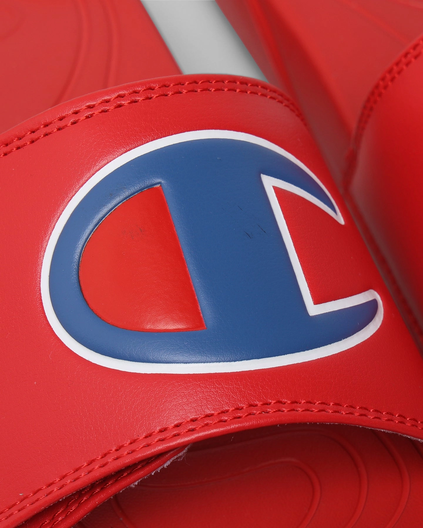 Champion Mega V Classic Slide Scarlet