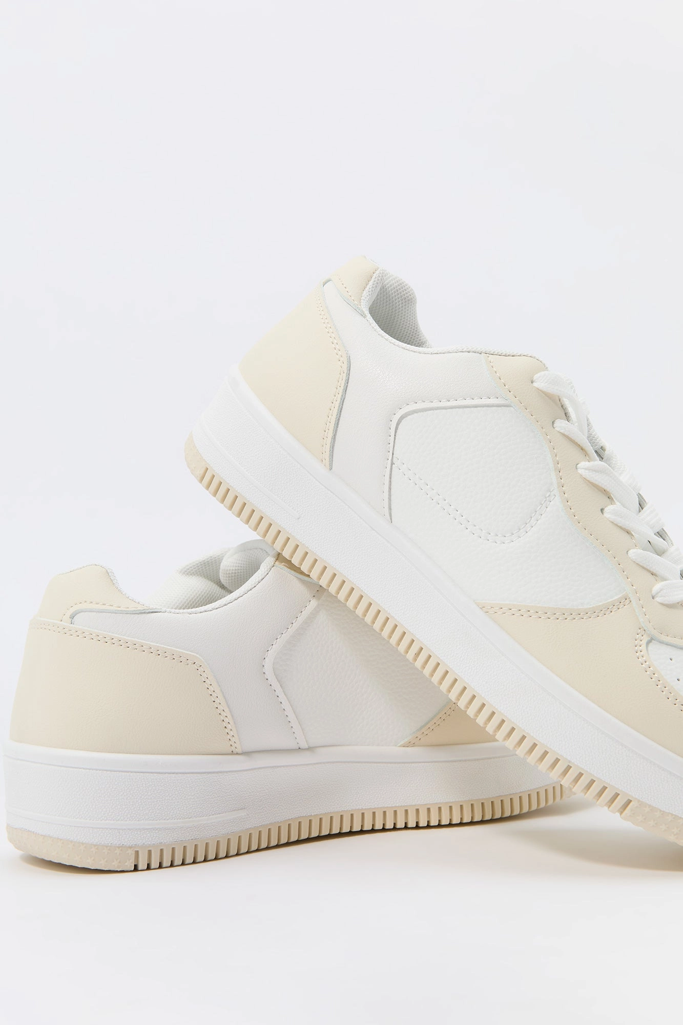 Classic Low Top Sneaker