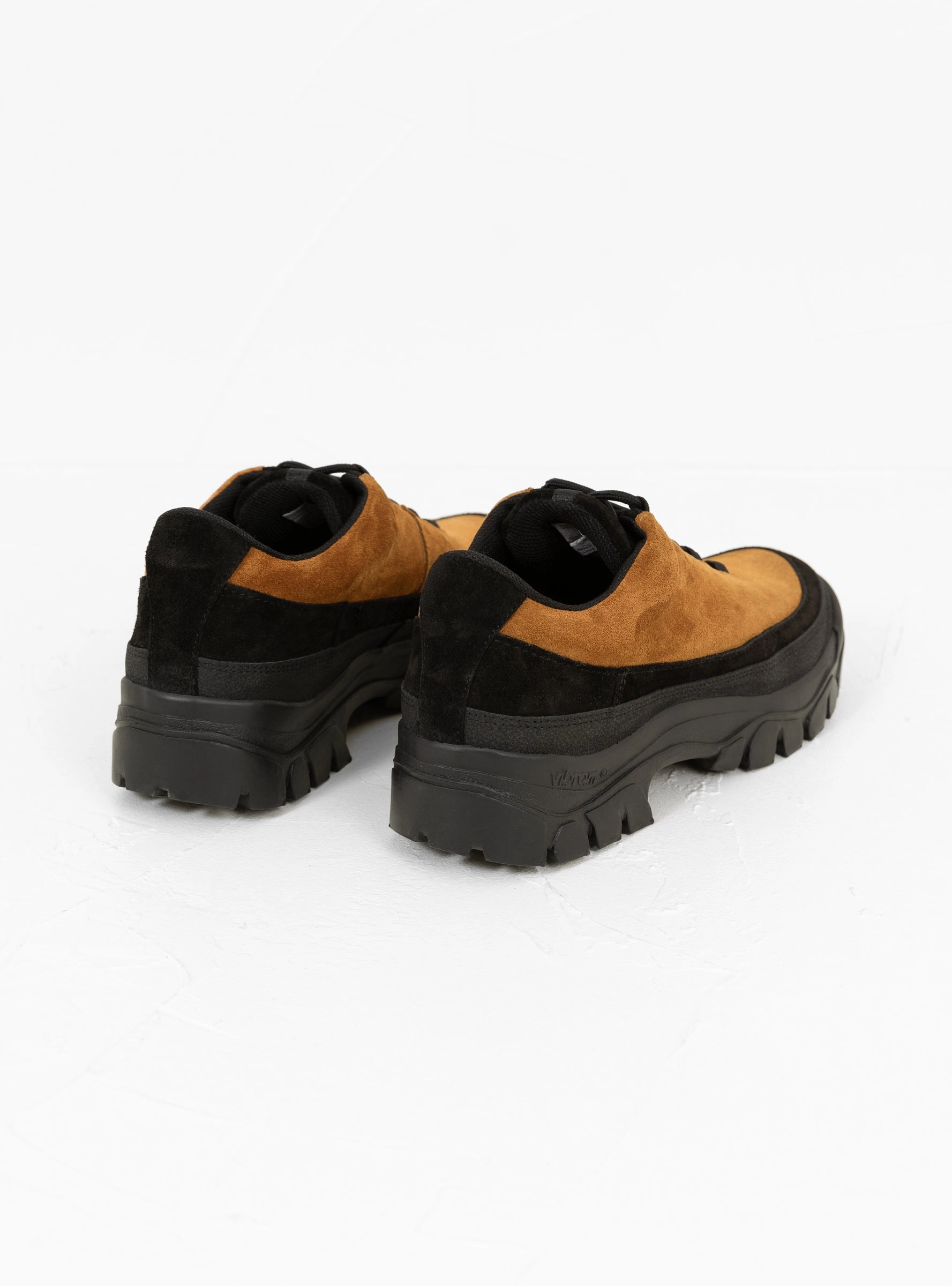 Easy Hiker Cognac Suede