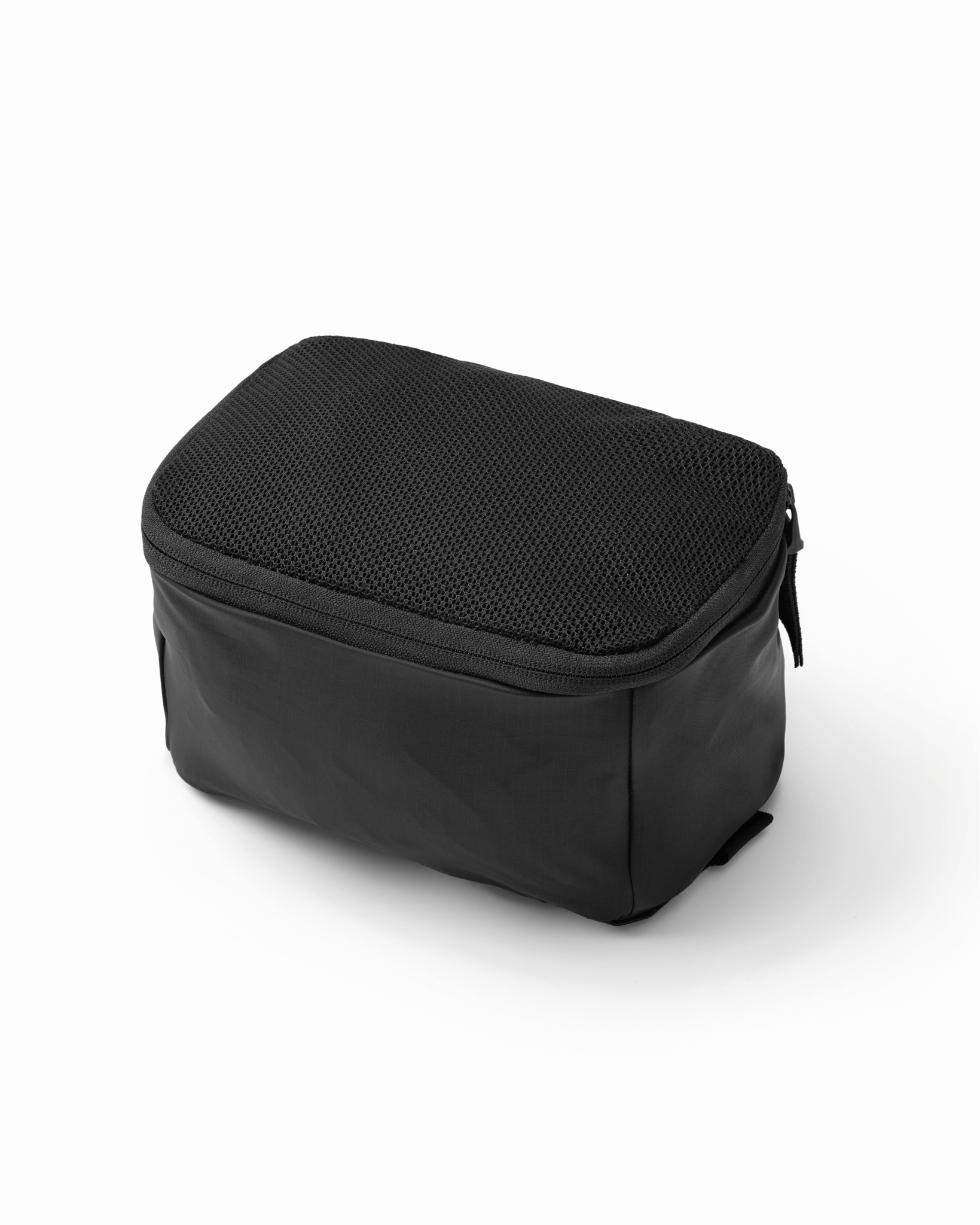 Essential Packing Cube S Black Out