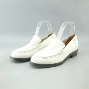 EVERLANE .