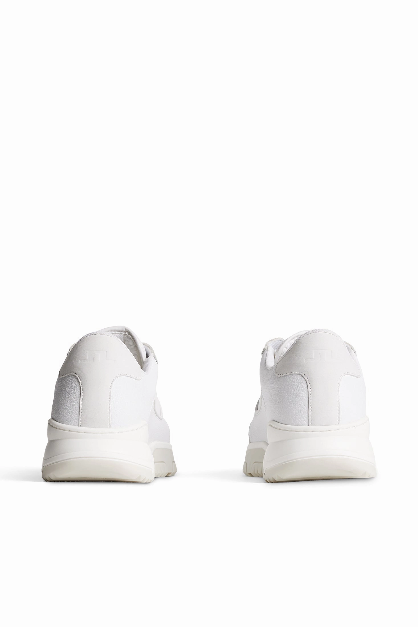 Hoop Low Top Sneaker