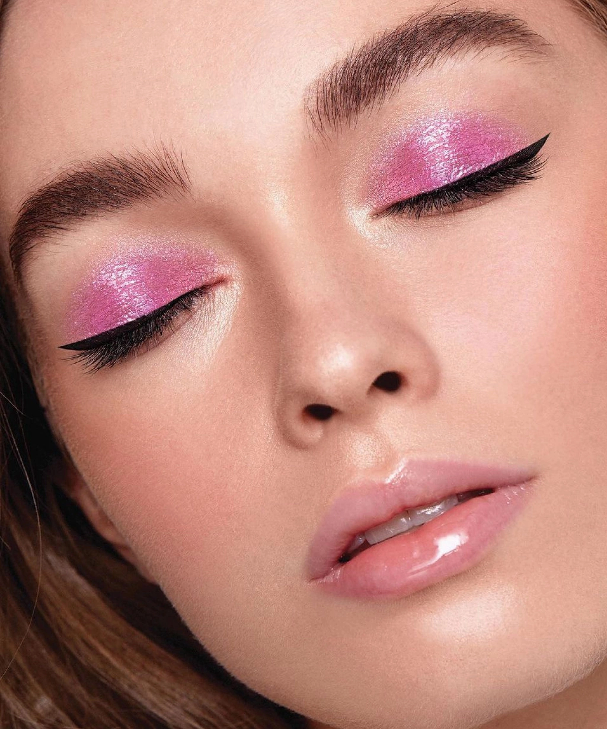 Liquid Long-Lasting Eyeliner With Soft Brush