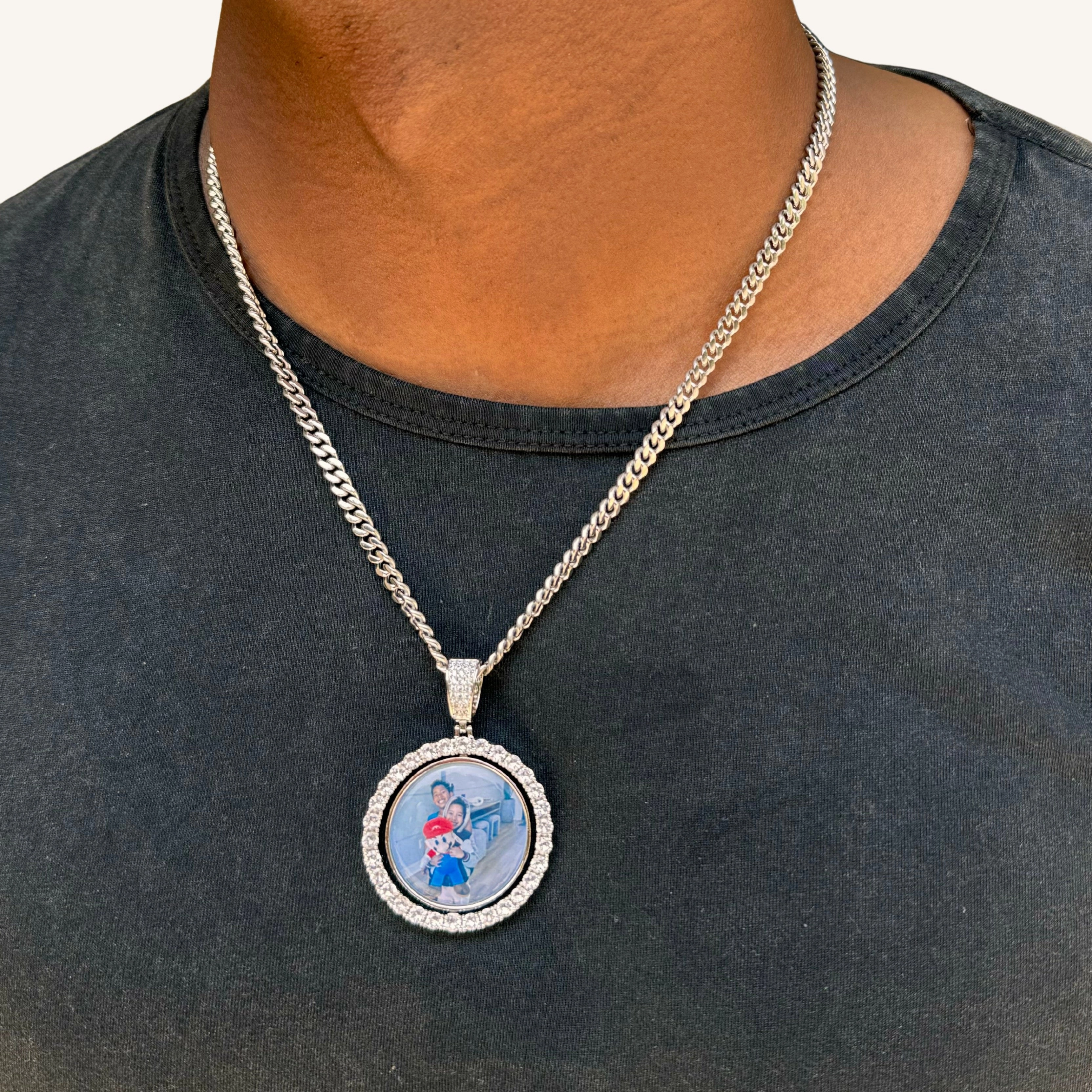 Men’s Spinning Medallion Picture Necklace