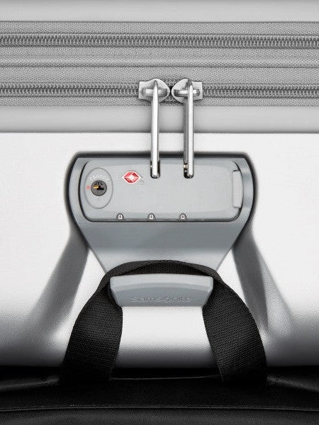 Opto 3 Carry-On Spinner