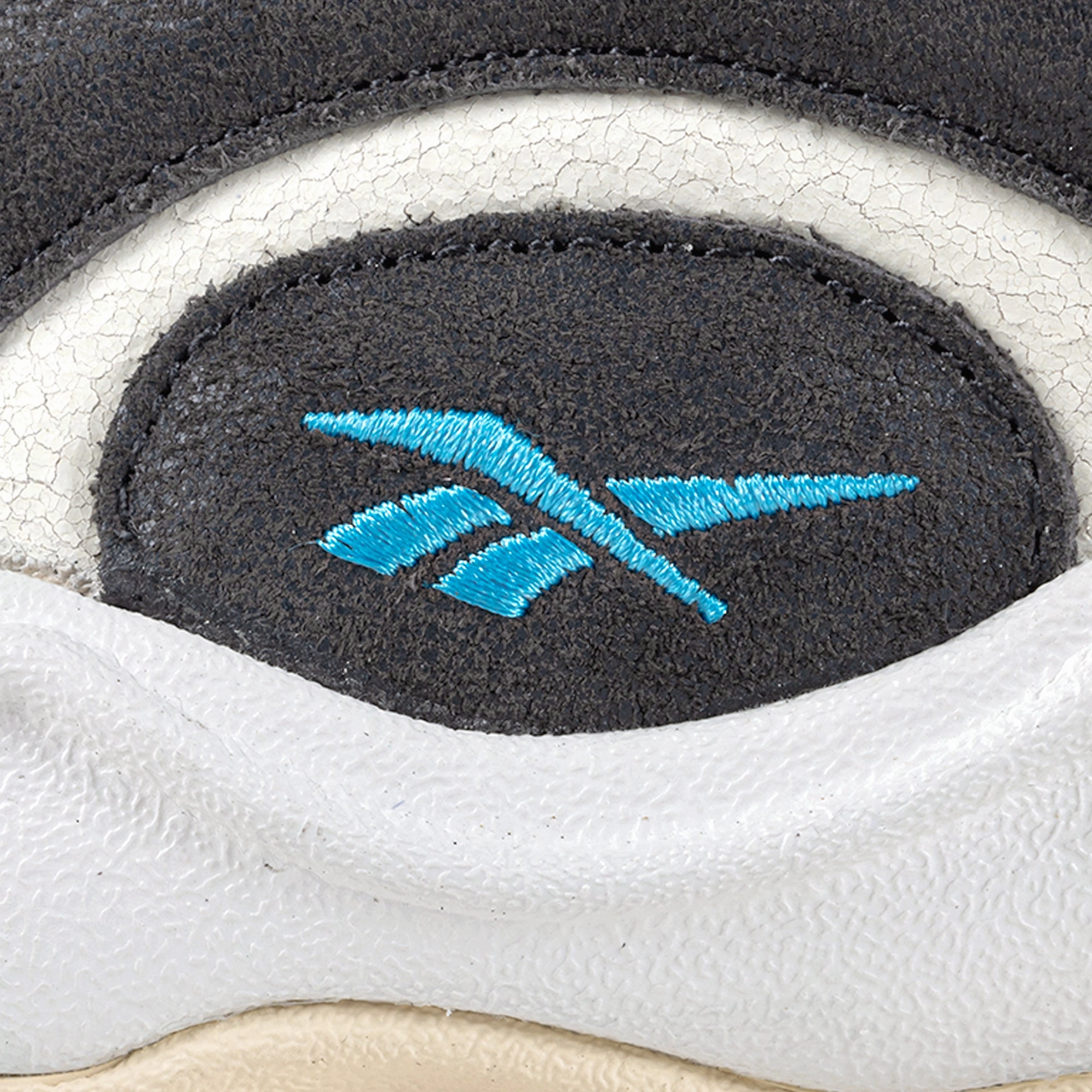Reebok Shaqnosis Washed Black/Chalk/Blue 100230334