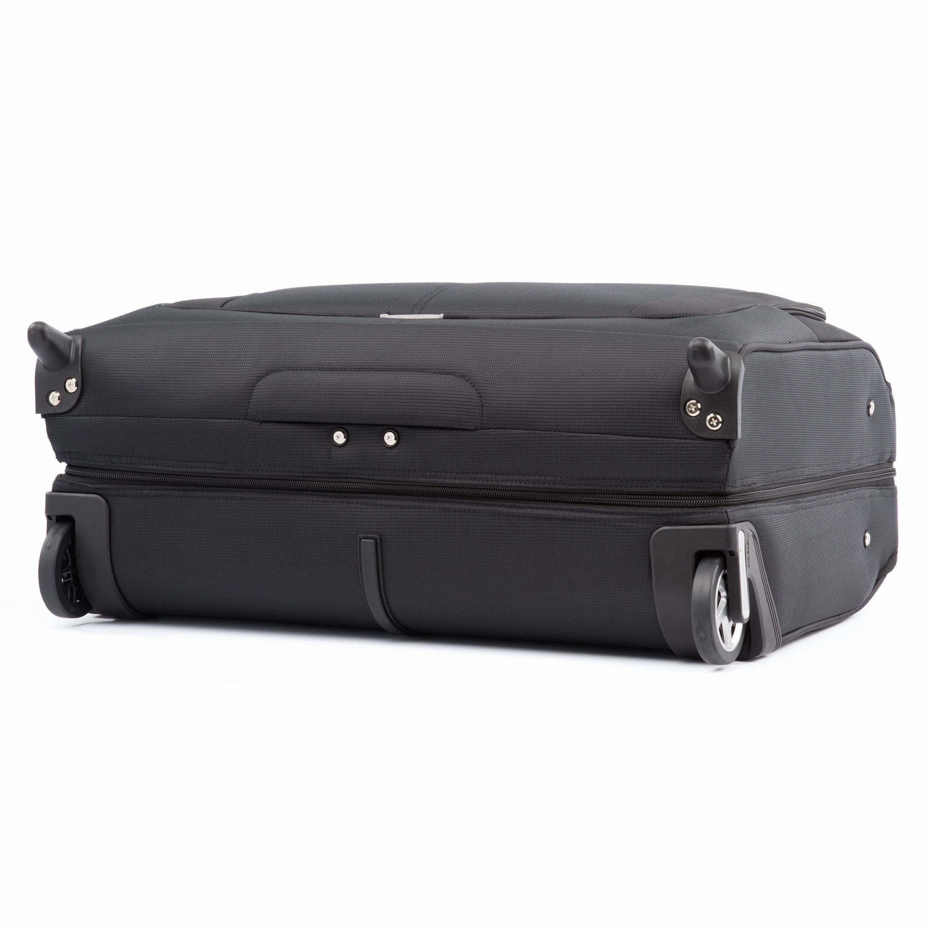 TravelPro Maxlite 5 Carry-On Rolling Garment Bag