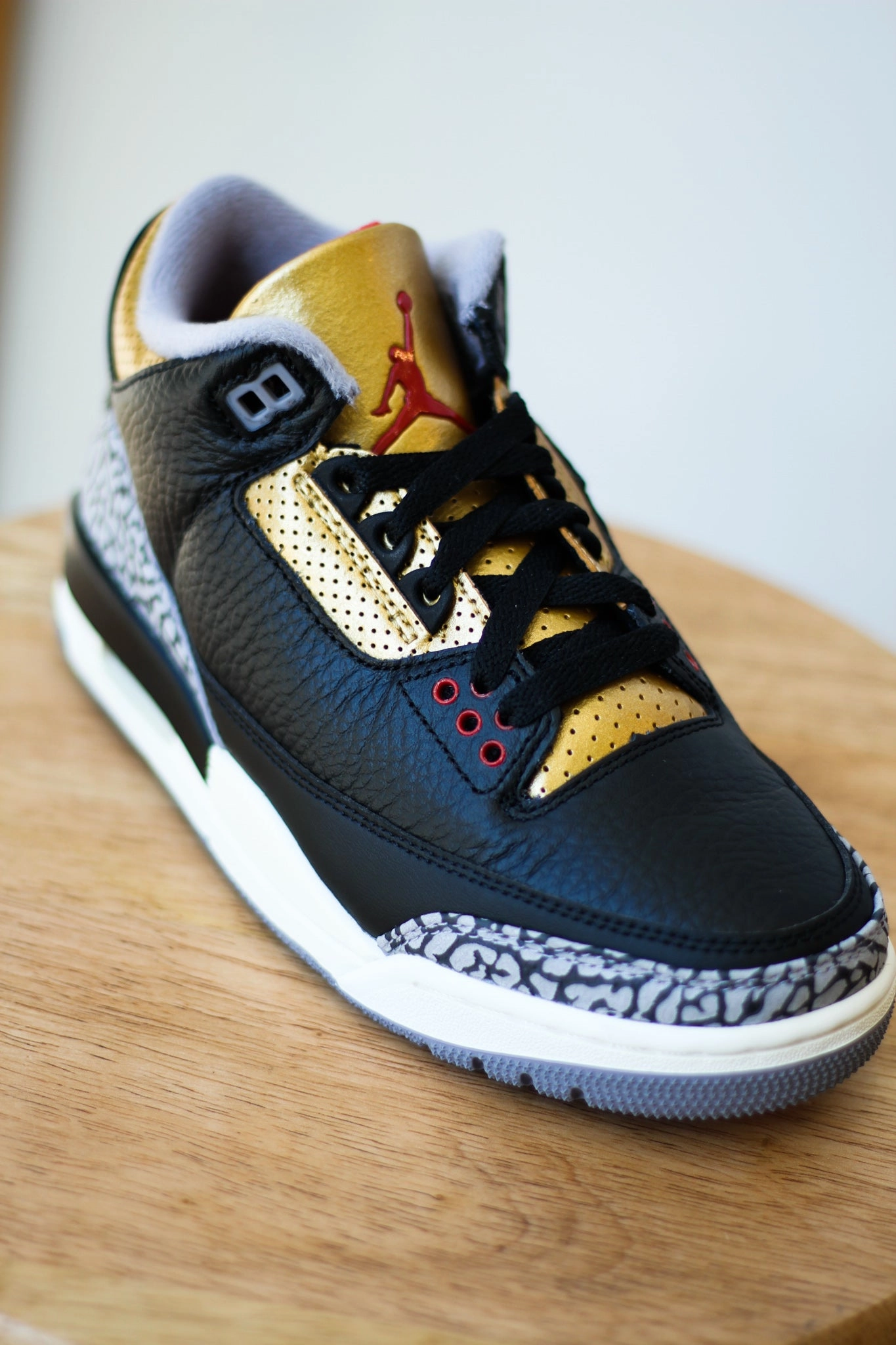 W AIR JORDAN 3 RETRO BLACK CEMENT